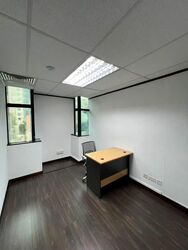 Sims Avenue Centre (D14), Retail #557600401